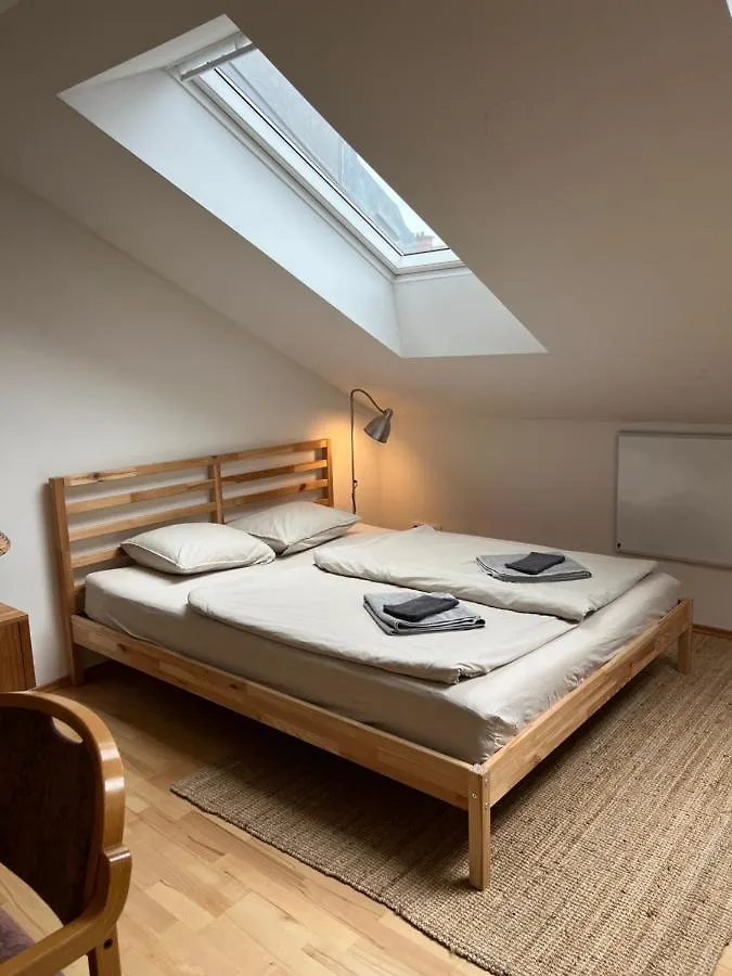 Sonnige Und Ruhige Wohnung Fur Entspanntes Reisen Wien Österreich